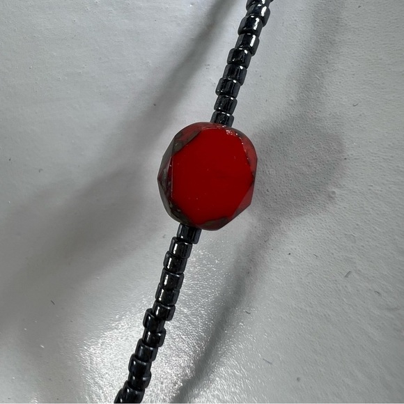 Ruby red delicate handmade necklace - Picture 8 of 11